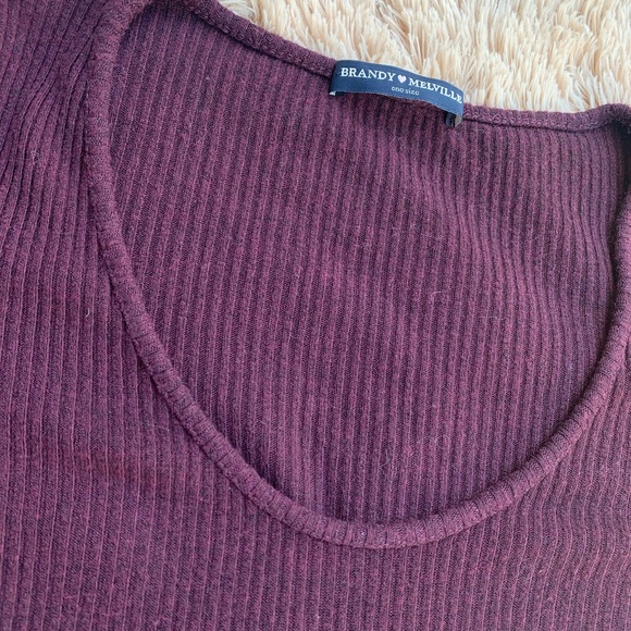 BRANDY MELVILLE • Knit Long Sleeve - Picture 4 of 5
